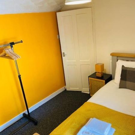 Goldcroft Vila Abertillery Exterior foto